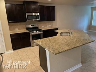 Building Photo - 5 br, 3.5 bath House - 15441 Bobwhite Quai...