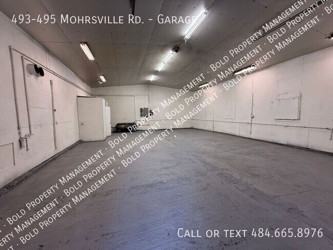 Foto del edificio - 493-495 Mohrsville Rd.-Garage
