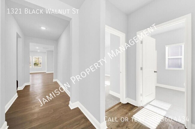 Foto del edificio - 1321 Black Walnut St