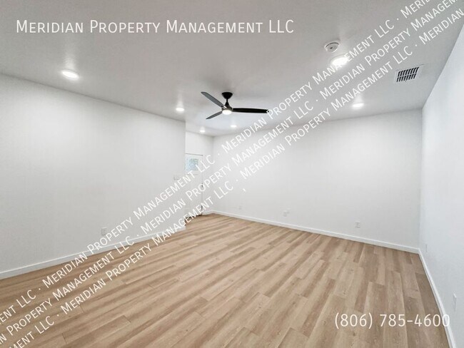 Building Photo - 5805 URBANA-