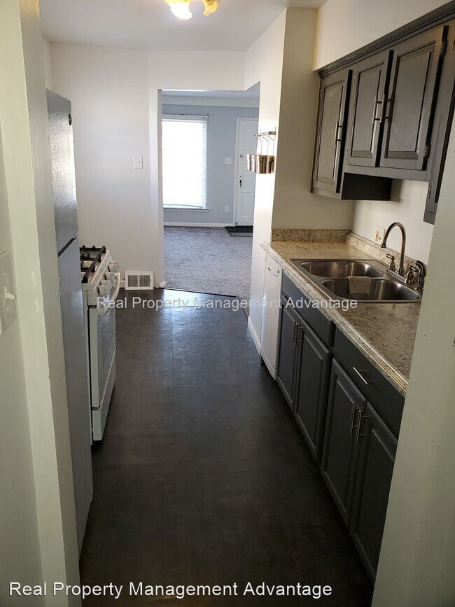 Foto del edificio - 3 br, 1 bath House - 14018 Hobart Ave.