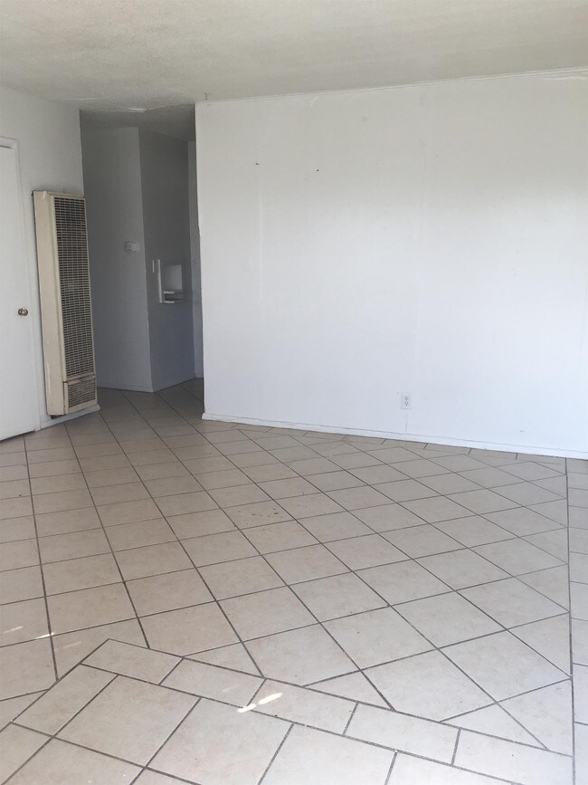 Foto del edificio - 815 Heather St