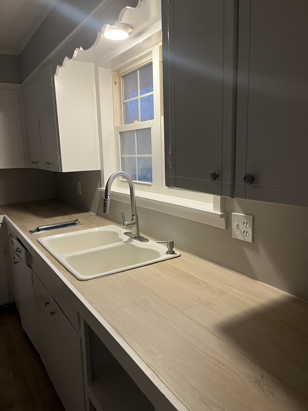 Foto del edificio - 118 Debra Ln