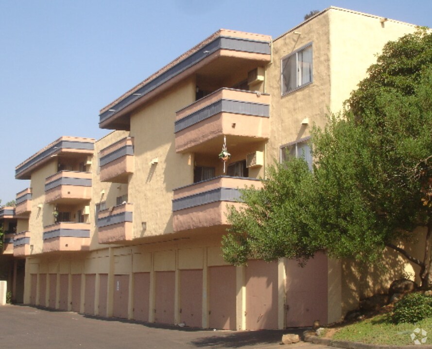 Primary Photo - Villas At Casa De Oro Apartments