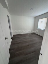 Building Photo - 1245 NW 60th St