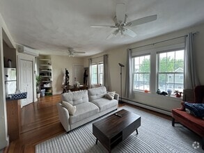 Building Photo - 340 Putnam Ave