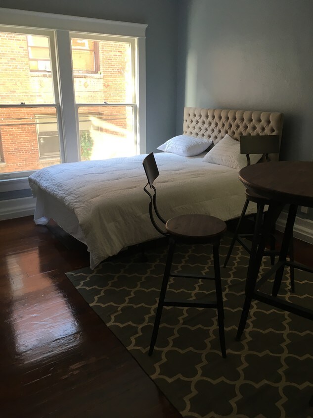 Foto principal - 847 S Alvarado St
