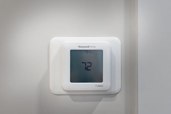 Programmable thermostat - Avalon Lake Norman