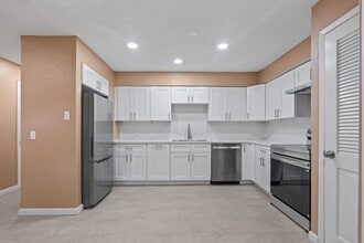 Building Photo - 6713 Biggs Ct