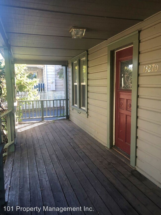 Building Photo - 13270 US-101