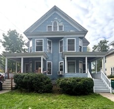 Building Photo - 1146 Academy St