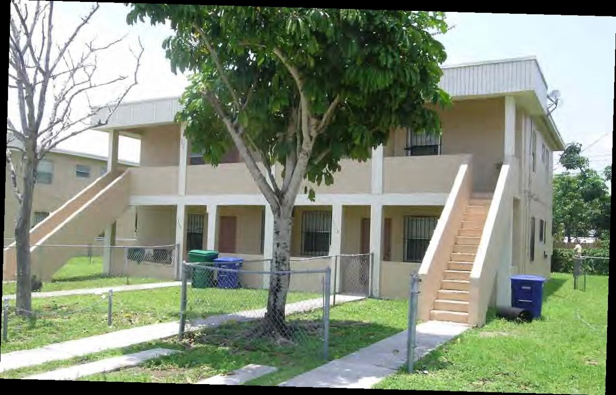 Foto del edificio - 3265 NW 48th St