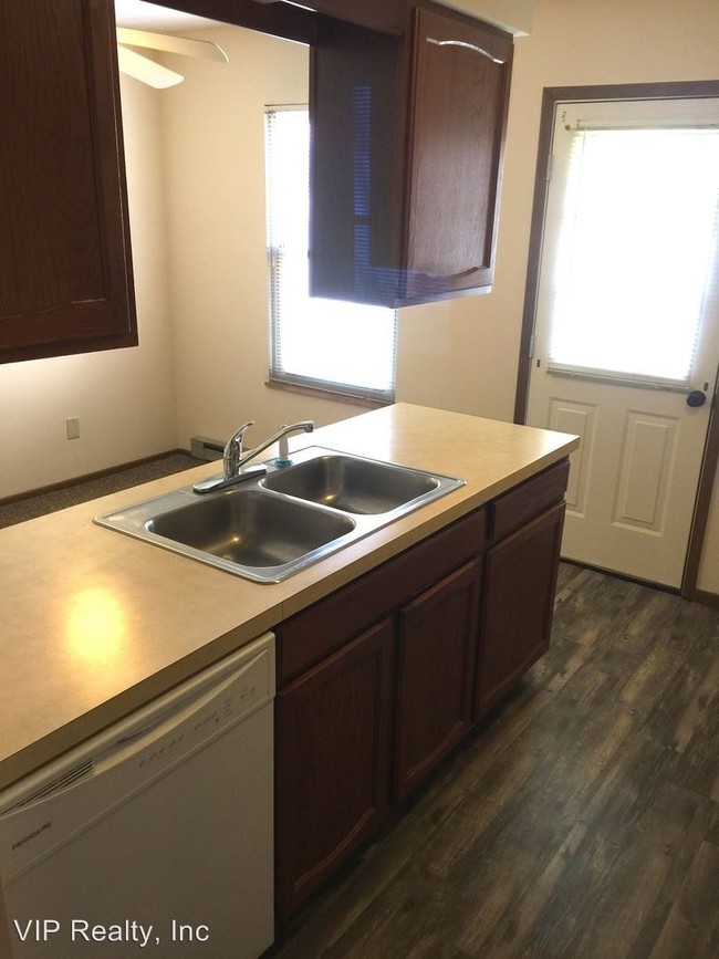 Foto del edificio - 178-180 Northwood Dr