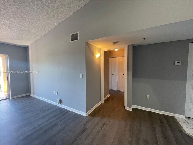 Building Photo - 2163 Renaissance Boulevard 305, Miramar, F...