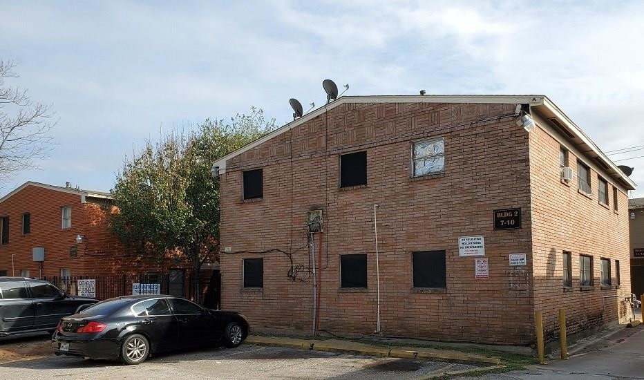 Primary Photo - 7410 Lindencrest St