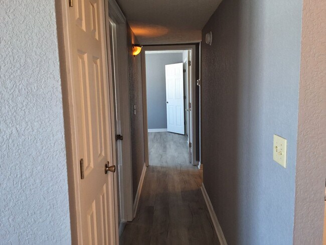 Building Photo - 365-12 ELMWOOD