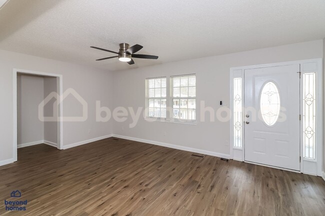Building Photo - 120 Passons Rd