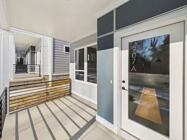 Foto del edificio - 907 Bainbridge St