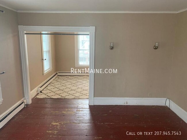 Building Photo - 53 Parker St