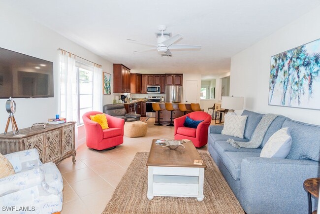 Foto del edificio - 688 106th Ave N