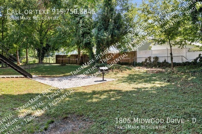 Building Photo - 1806 Midwood Dr