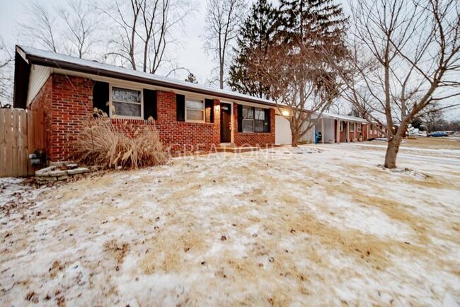 Building Photo - 430 Patterson Ln