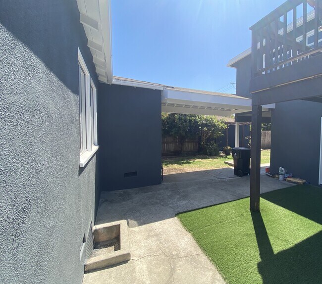 Foto del edificio - 4207 Chase Ave