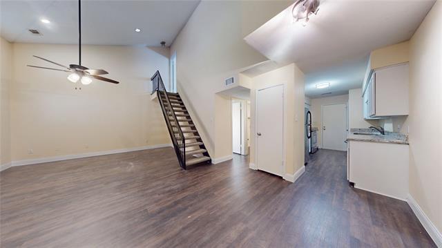 Foto del edificio - 218 McCarley Pl