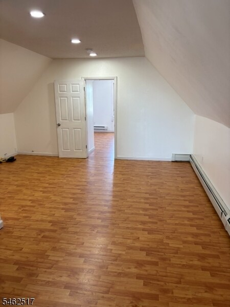 Foto del edificio - 557 Jackson Ave