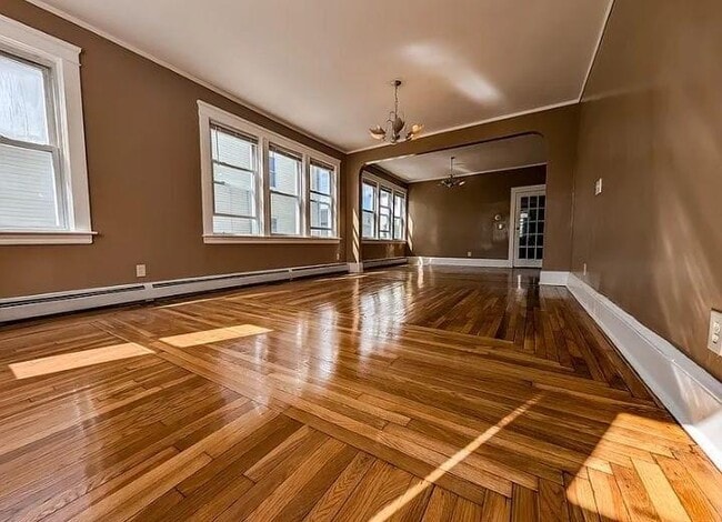 Building Photo - 364 Academy Ave