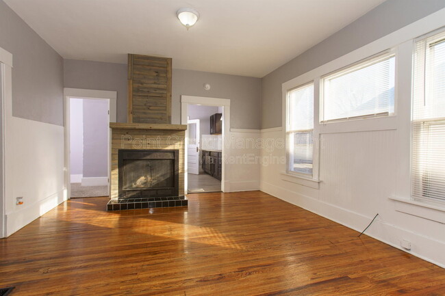 Building Photo - 1422 S Wichita St