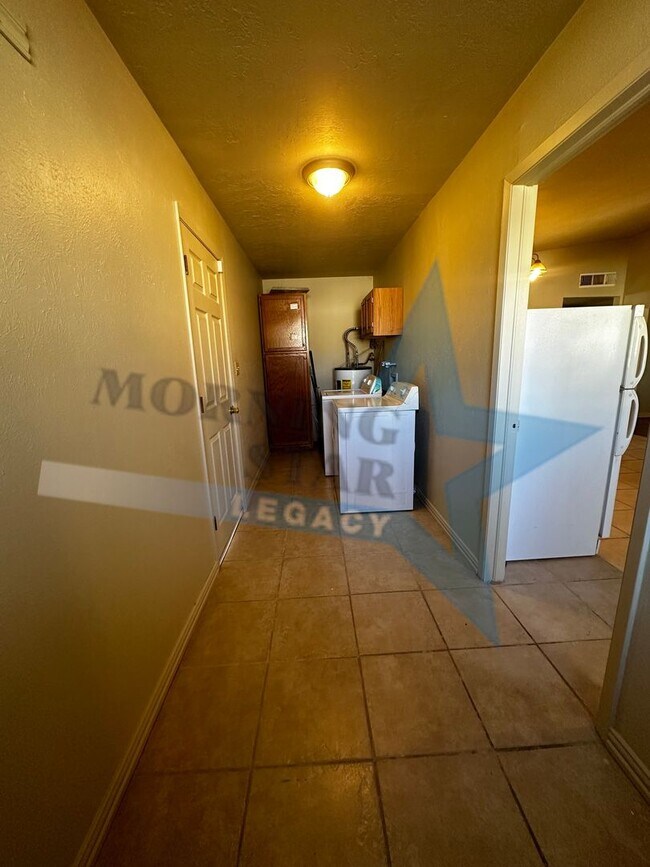 Foto del edificio - 1055 Wofford Dr