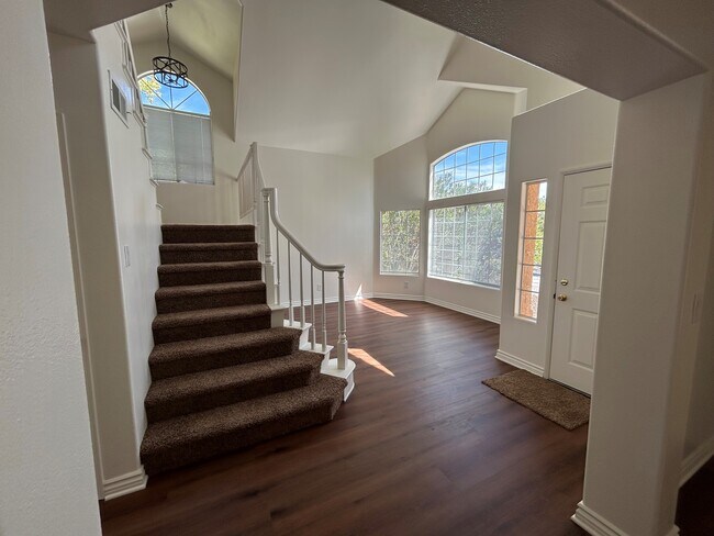Foto del edificio - 39523 Beacon Ln