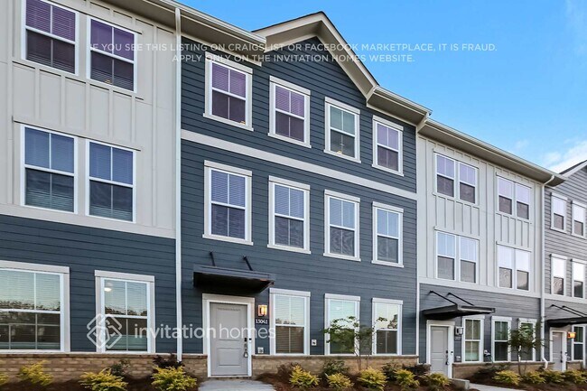 Building Photo - 13041 Western Ln