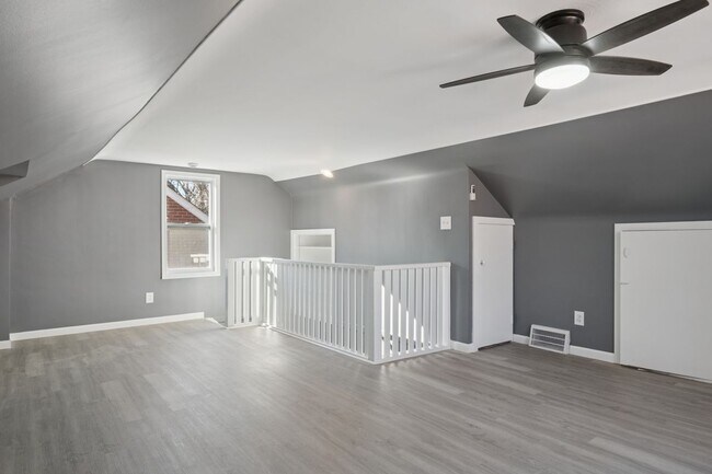 Foto del edificio - 11285 Lakepointe St