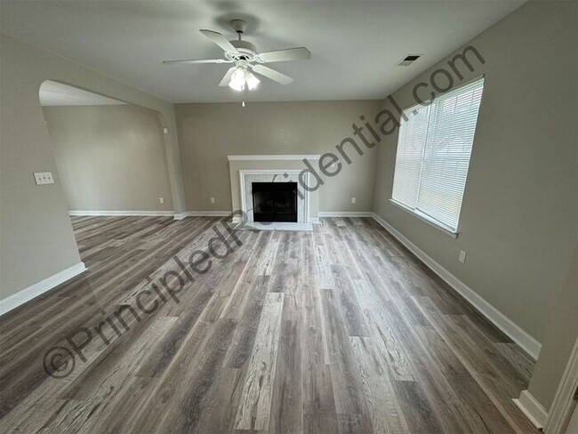 Foto del edificio - Nice 3 bedroom 2.5 bath home in Charlotte!