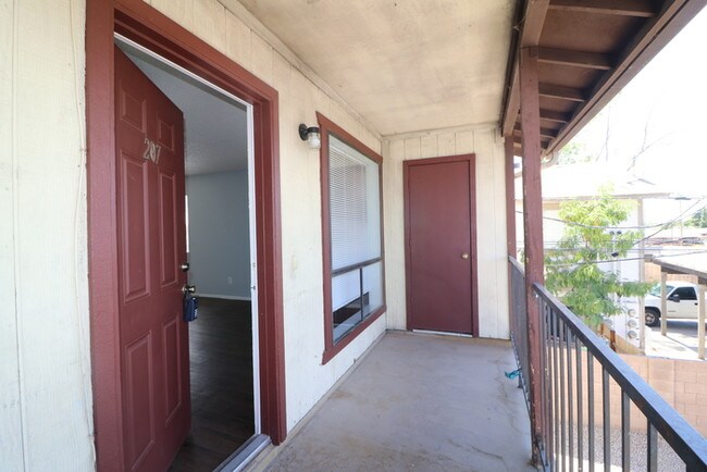Building Photo - 2266 w ella street # 207, mesa az
