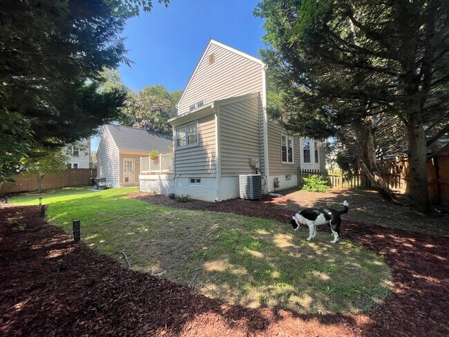 Foto del edificio - 6502 Summerton Way