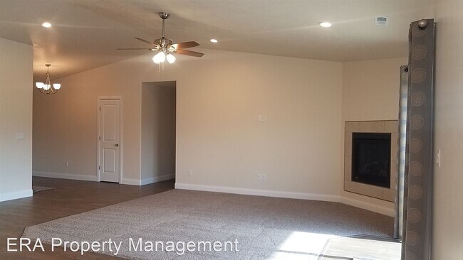 Building Photo - 1778 Aspen Dr