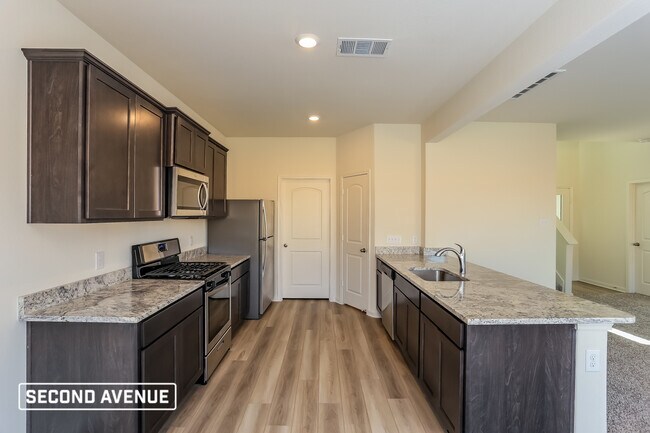 Building Photo - 9637 Sierra Grande Dr