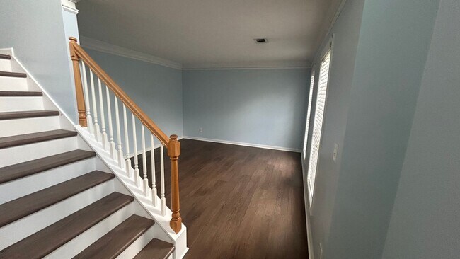 Building Photo - Spacious 5BR House in Grayson plus Basement