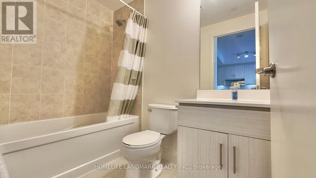 Building Photo - 68 Canterbury Pl