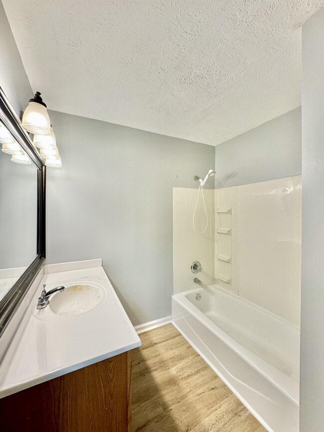 Building Photo - 112 Anderson Ct