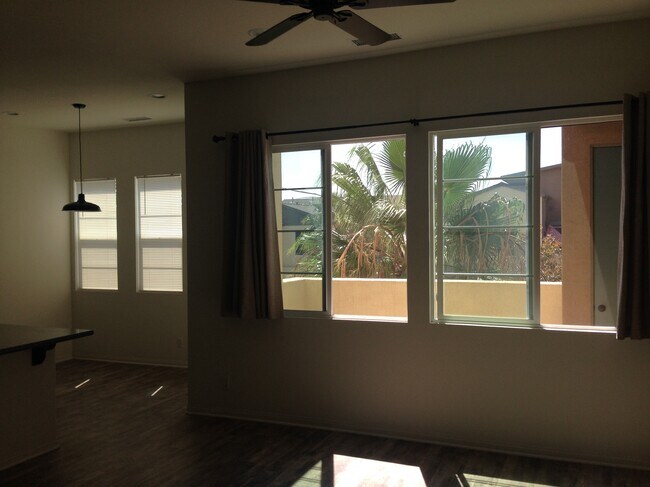 Building Photo - 5057 Waterview Way
