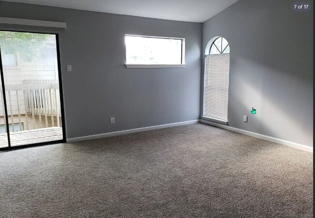 Building Photo - 6750 Sands Point Dr