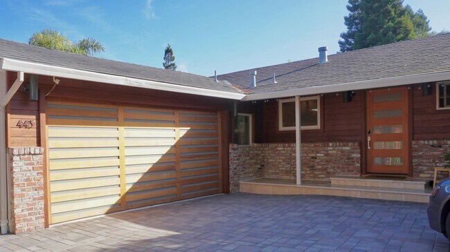 Building Photo - 443 Sequoia Ave