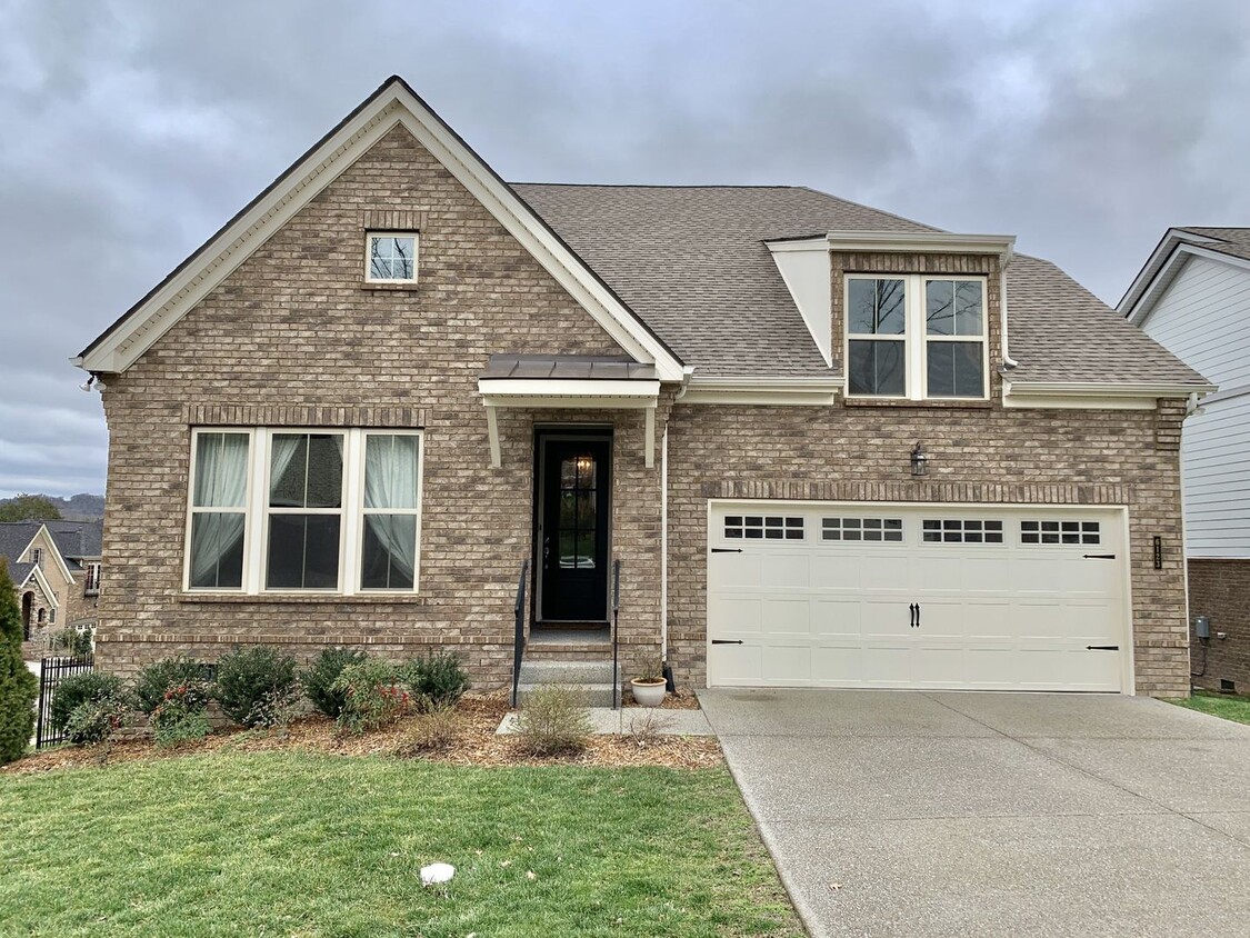 Primary Photo - Four Bedroom in Williamson County