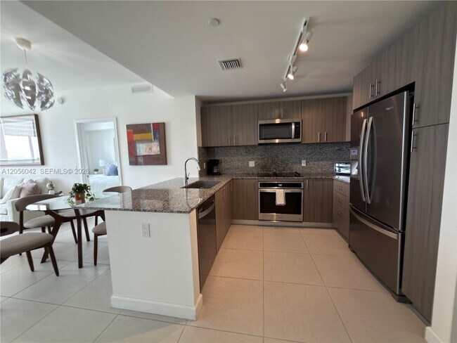 Foto del edificio - 5350 NW 84th Ave