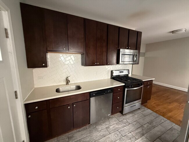 Foto del edificio - 838 E 53rd St