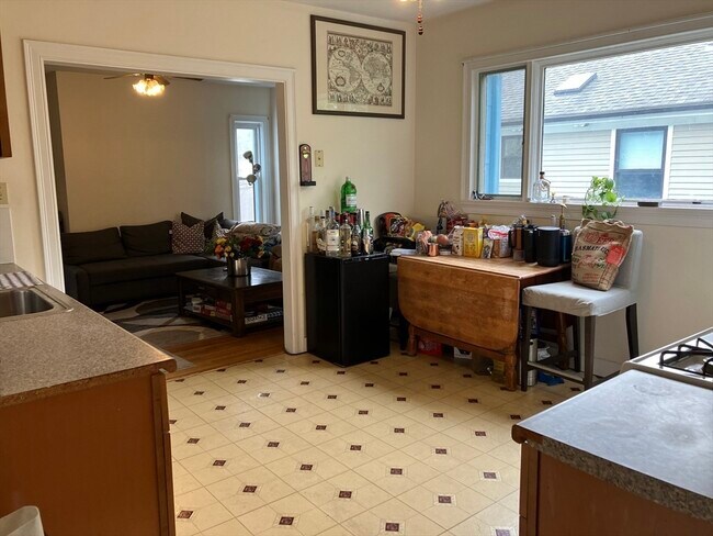 Foto del edificio - 33 Gorham St